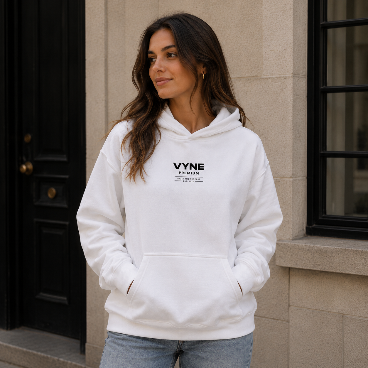 HOODIE/SWEATER